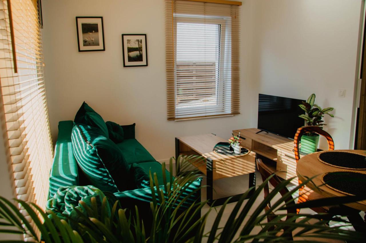 Cztery Pory Roku Apartment Wiele Exterior photo